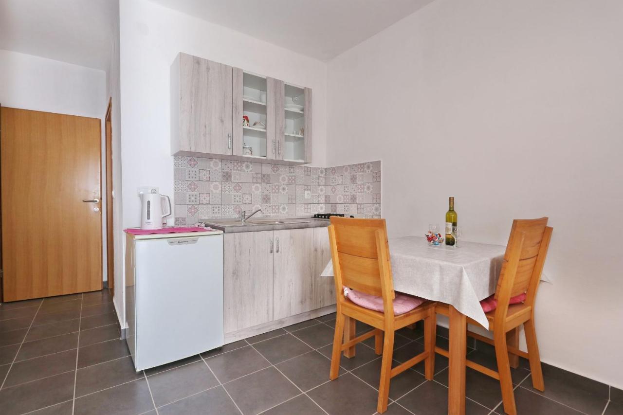 Apartments Vlado I Vesna Rtina Exterior photo